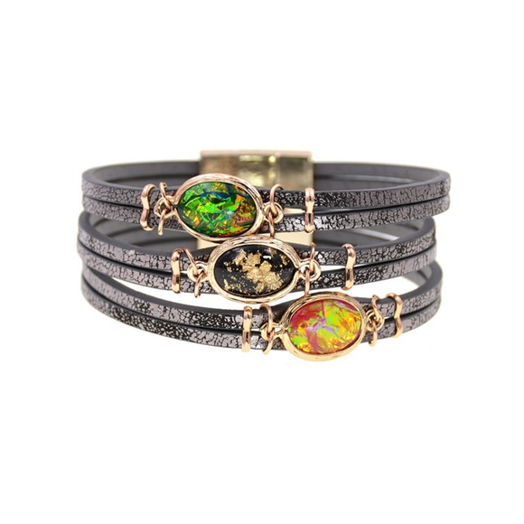 COPY - Leather Cuff Bracelet - Picture 8 of 9